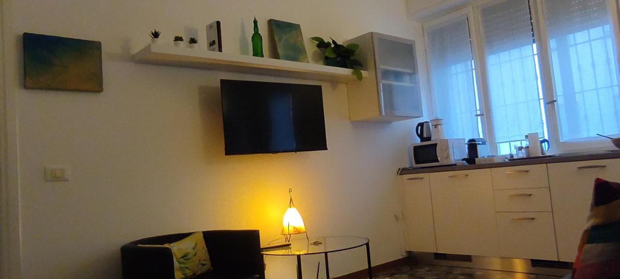 Melaverdeflat Milano Porta Venezia-Dateo Metro 4 Buitenkant foto